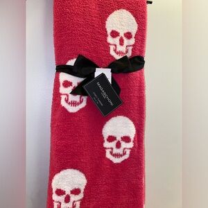 Halloween Skull Pink Blanket Magaschoni White Soft Throw Reverse Spooky Gothic